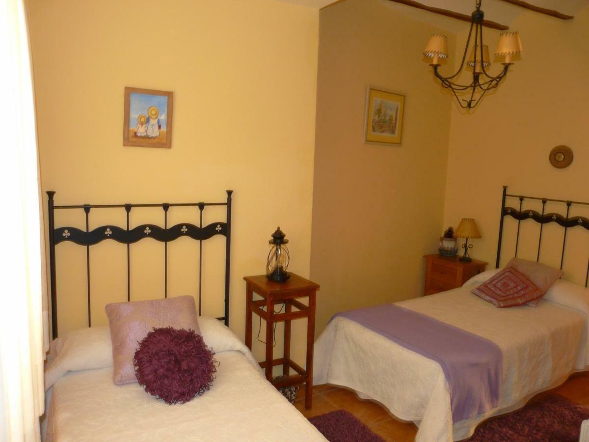 Casa Rural Valle Del Palancia Hostal Castellnovo Exterior foto